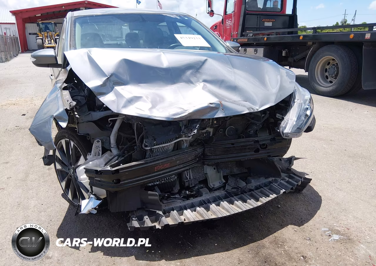 2017 Nissan Sentra Sr Turbo VIN:3N1CB7AP8HY351030 - 6