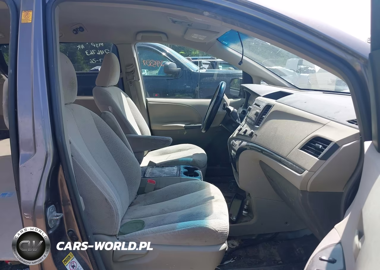 2012 Toyota Sienna Le V6 8 Passenger VIN:5TDKK3DC1CS272843 - 5