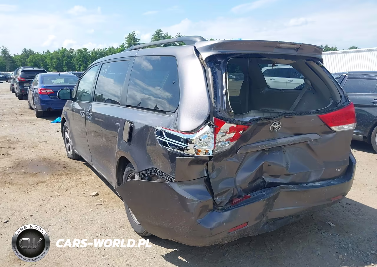 2012 Toyota Sienna Le V6 8 Passenger VIN:5TDKK3DC1CS272843 - 6