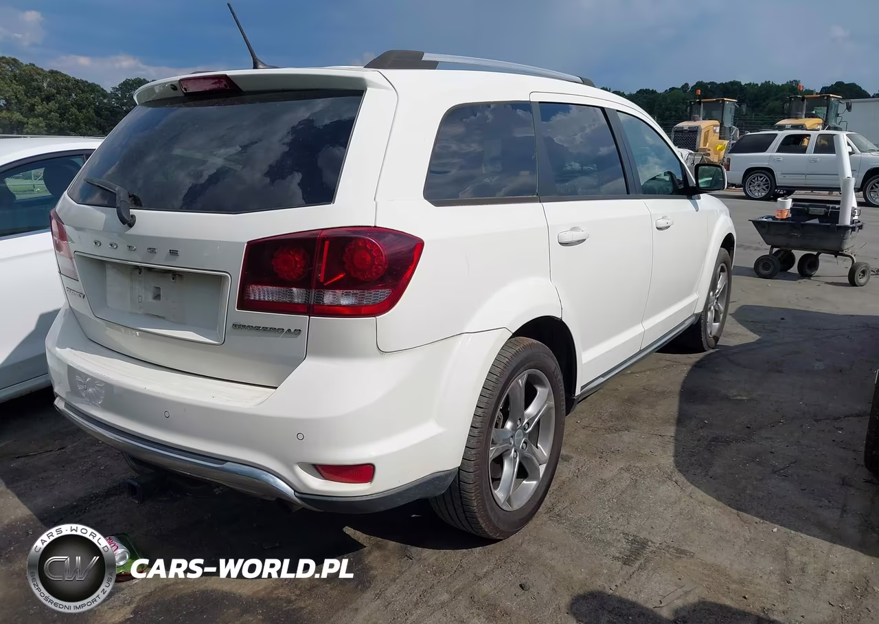 2017 Dodge Journey Crossroad Plus VIN:3C4PDCGB4HT612504 - 4