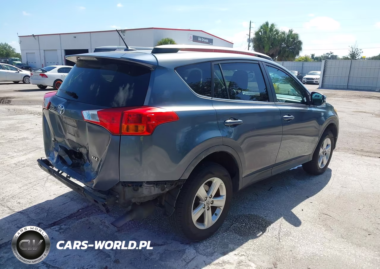2014 Toyota Rav4 Xle VIN:2T3WFREV1EW082552 - 4