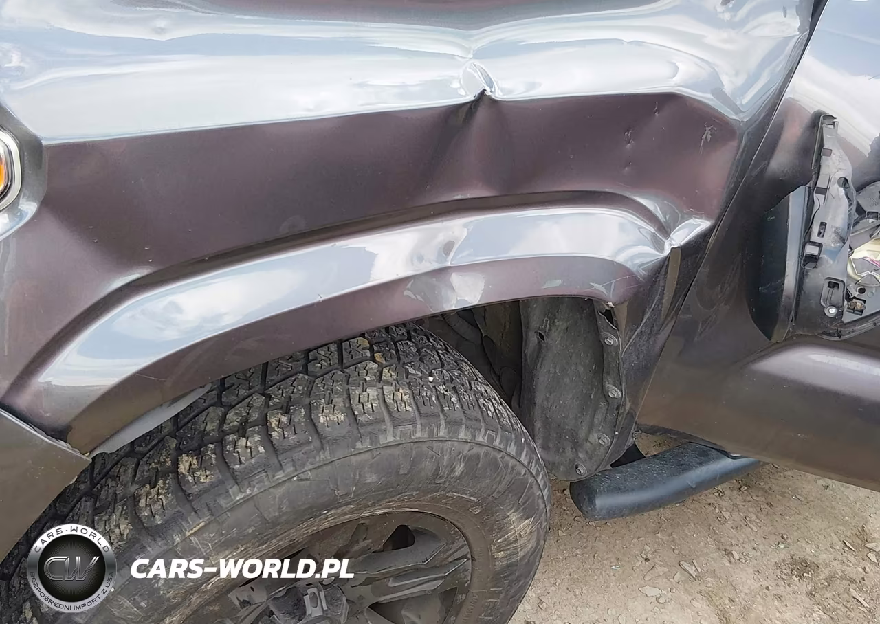 2021 Toyota Tacoma Sr VIN:5TFAX5GN9MX194281 - 19