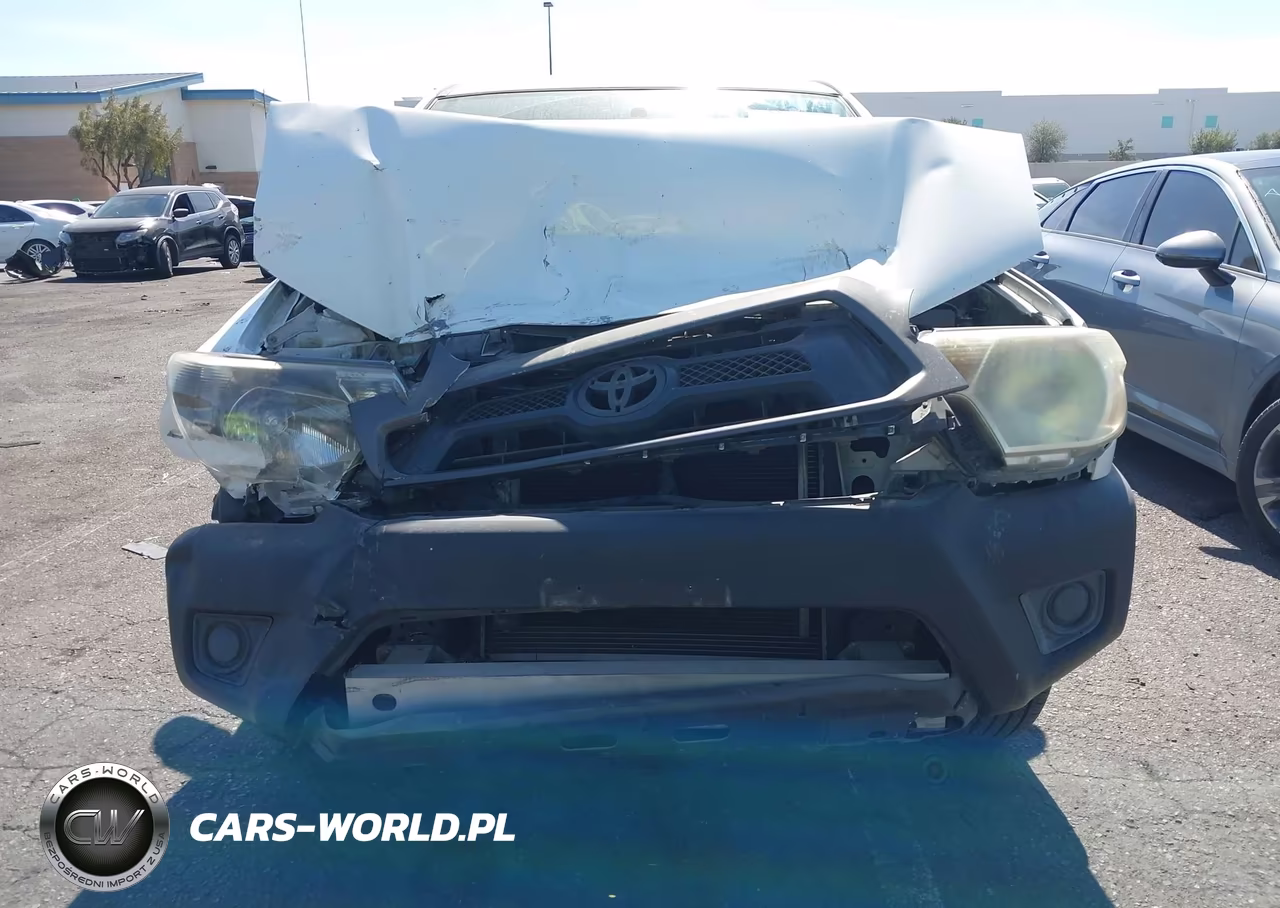 2015 Toyota Tacoma VIN:5TFTX4CN3FX067294 - 12