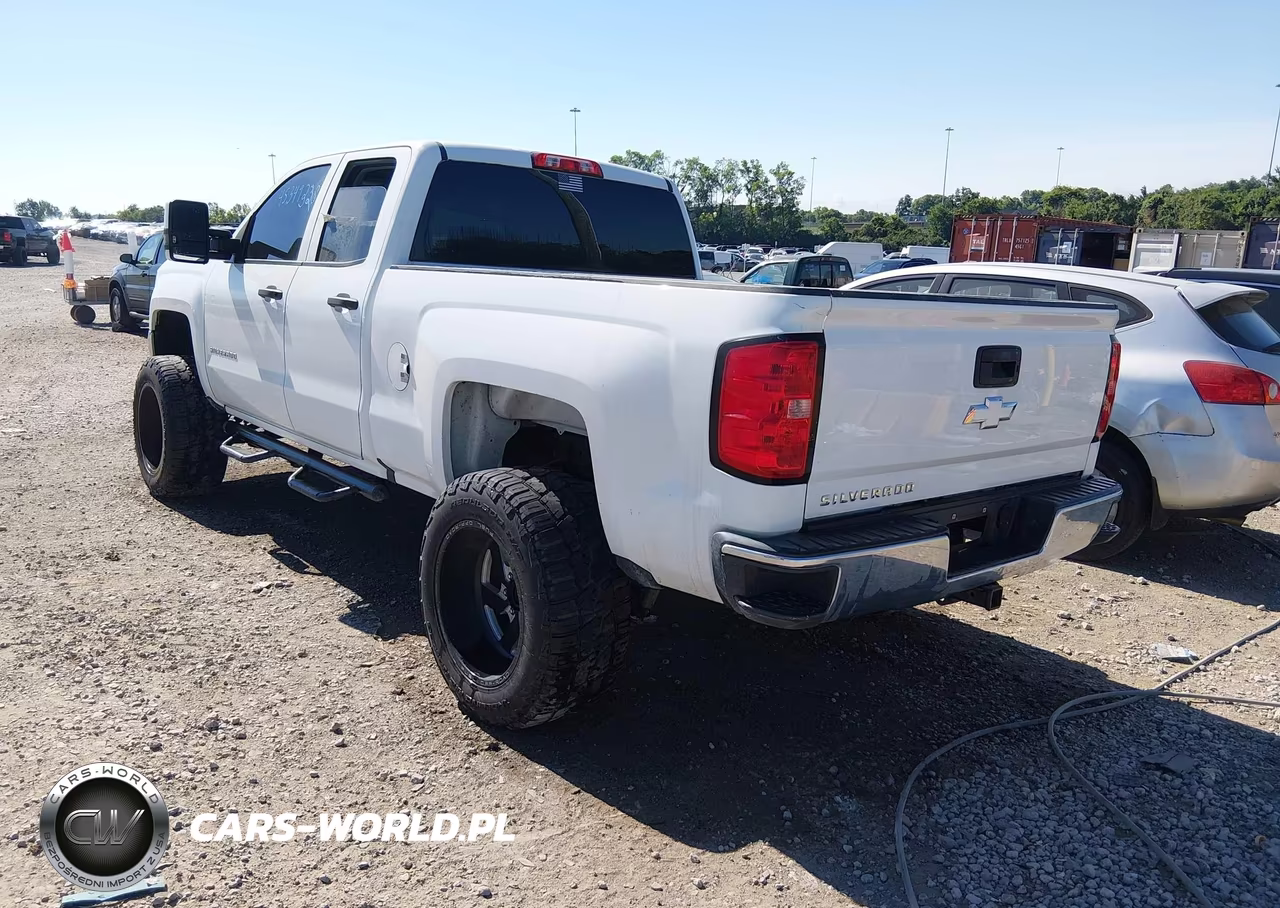 2016 Chevrolet Silverado 1500 Ls VIN:1GCRCNEH0GZ223641 - 3