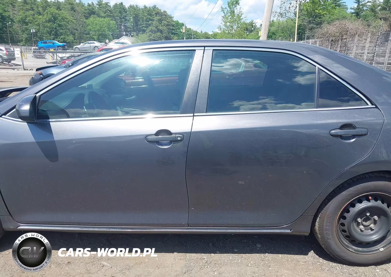 2013 Toyota Camry Le VIN:4T4BF1FK5DR289057 - 15