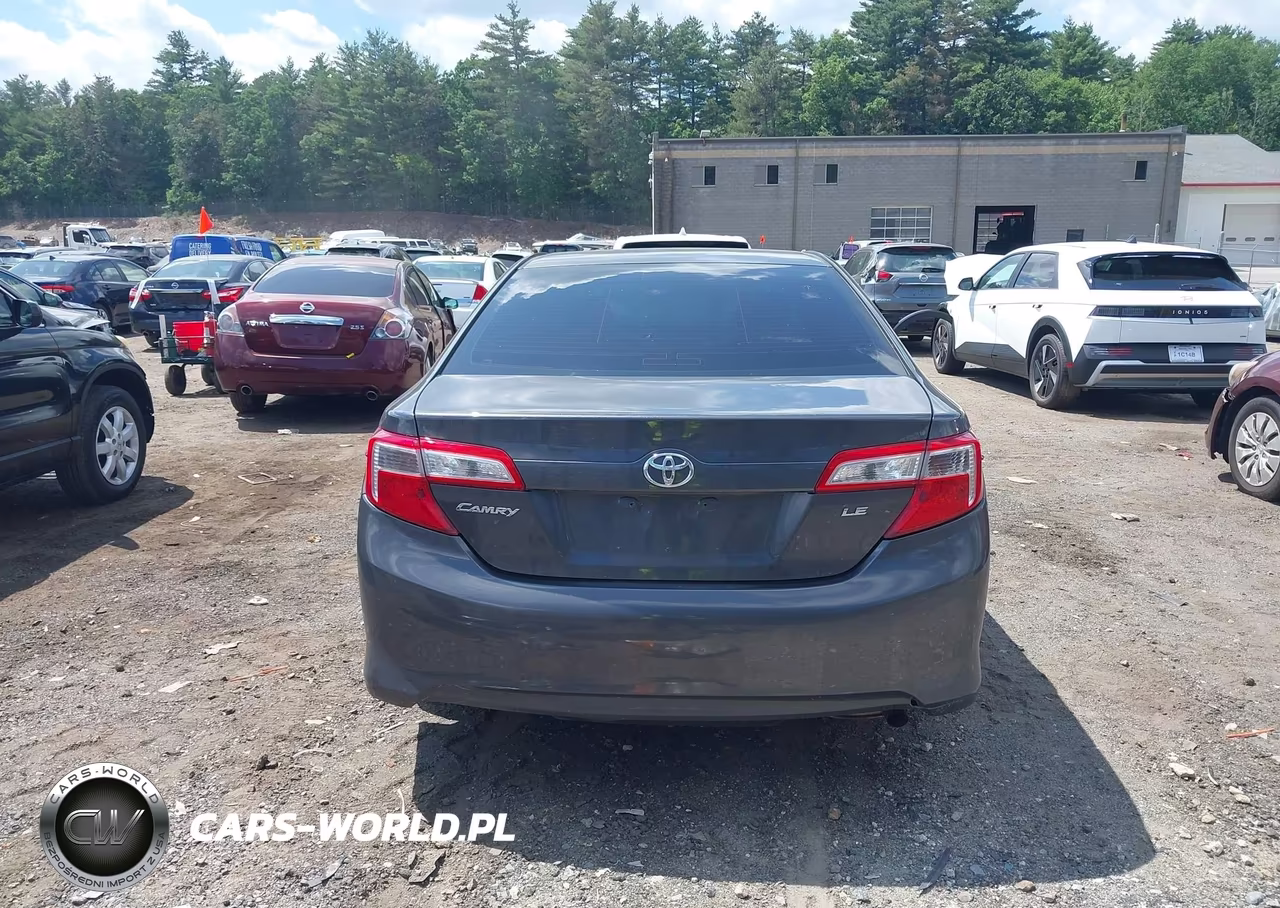 2013 Toyota Camry Le VIN:4T4BF1FK5DR289057 - 17