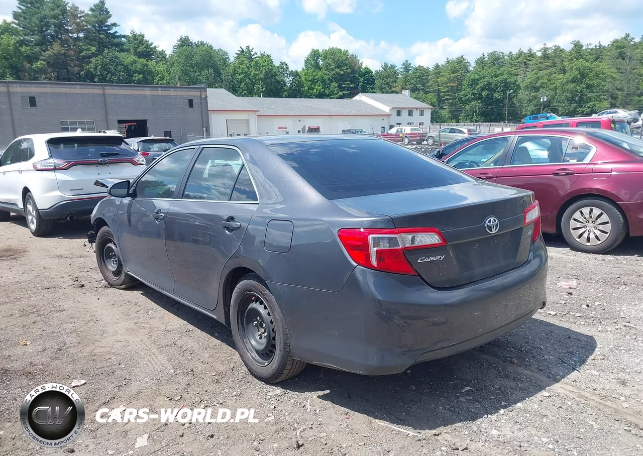 2013 Toyota Camry Le VIN:4T4BF1FK5DR289057 - 3