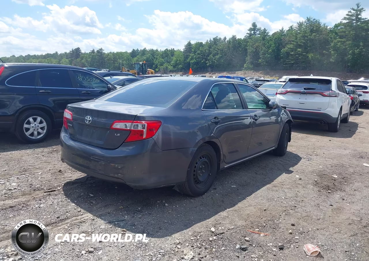2013 Toyota Camry Le VIN:4T4BF1FK5DR289057 - 4