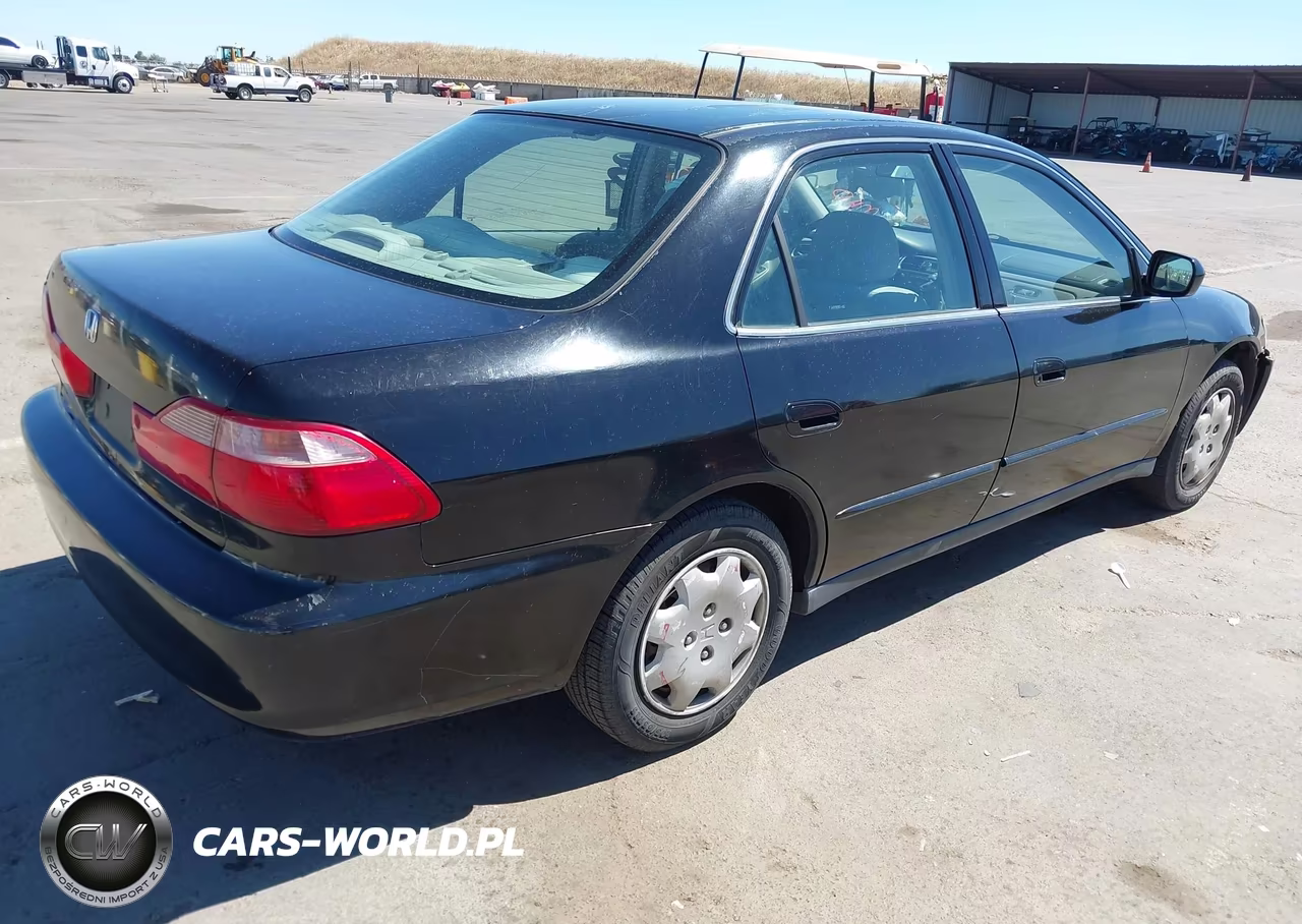 2000 Honda Accord 2.3 Lx VIN:1HGCG6653YA099046 - 4