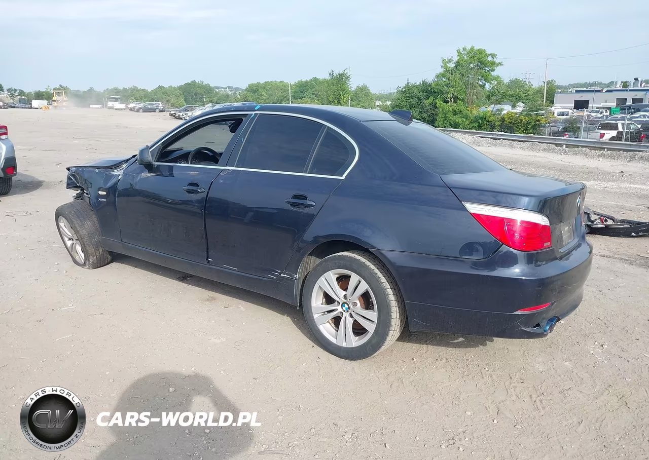 2010 BMW 528I xDrive VIN:WBANV1C54AC388819 - 3