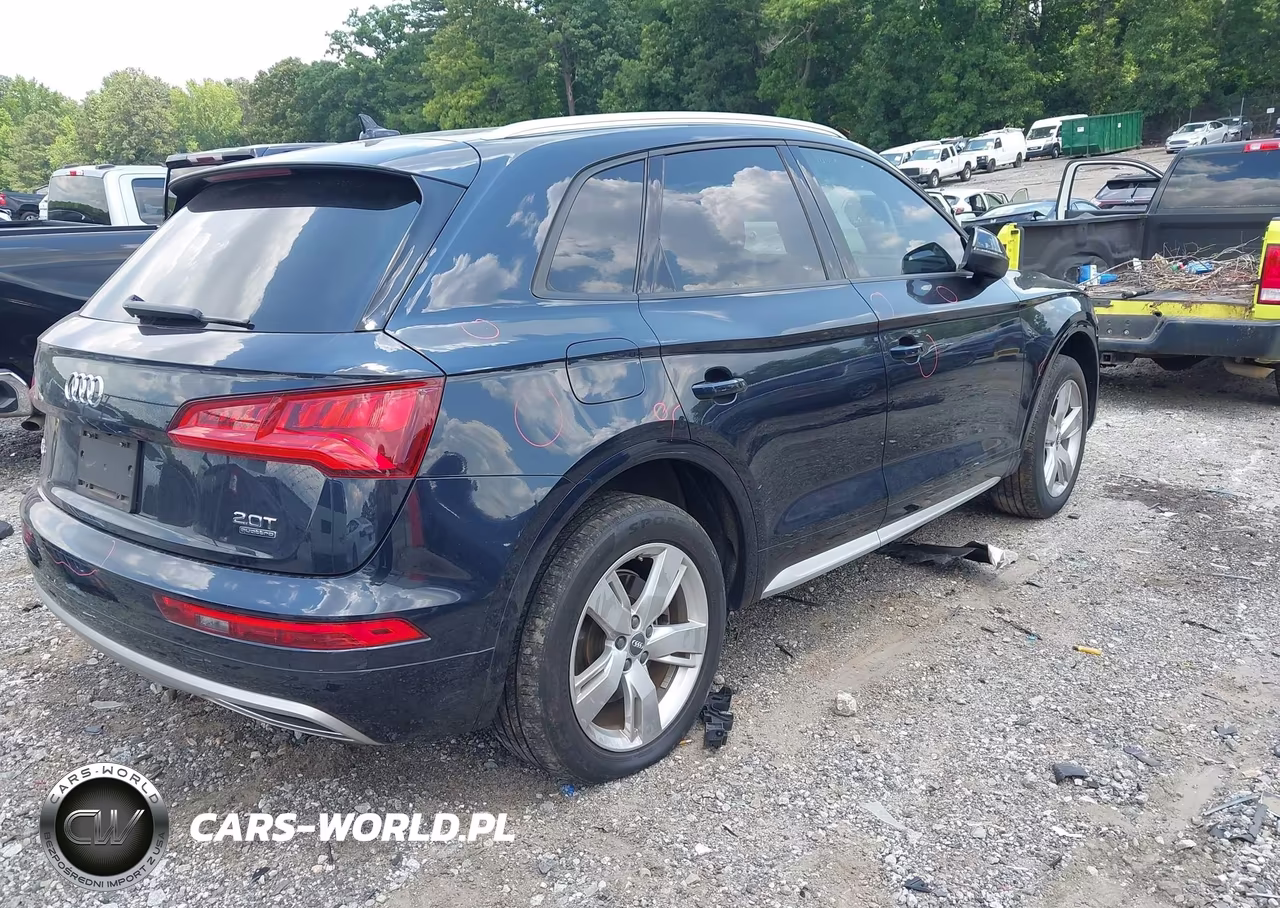 2018 Audi Q5 2.0T Premium VIN:WA1ANAFY1J2026535 - 4