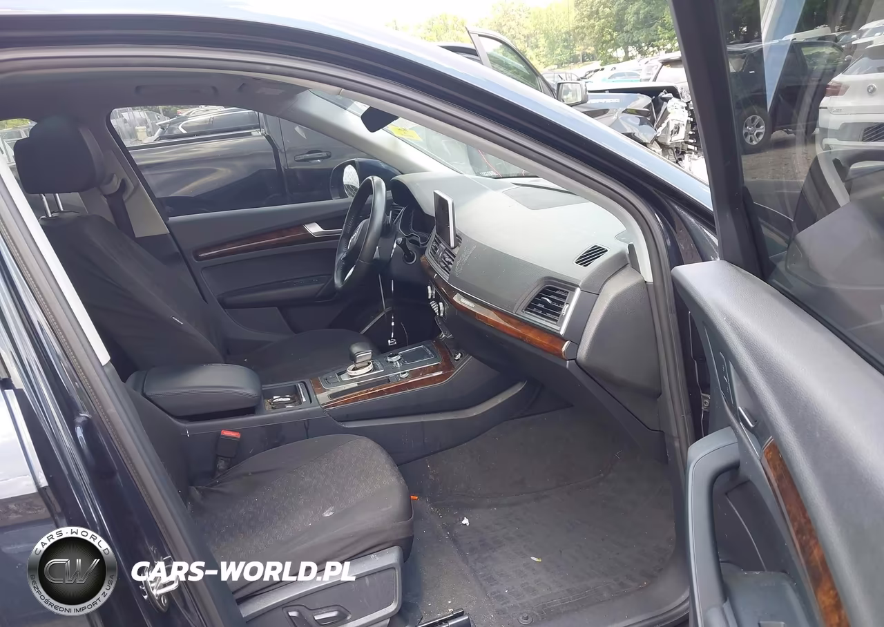 2018 Audi Q5 2.0T Premium VIN:WA1ANAFY1J2026535 - 5