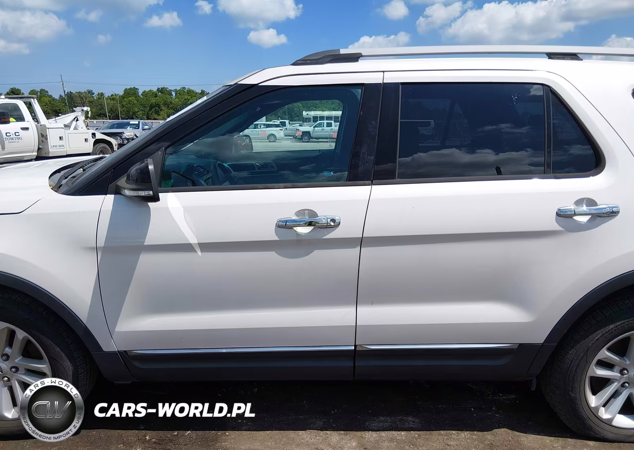 2015 Ford Explorer Xlt VIN:1FM5K7D89FGB15992 - 14