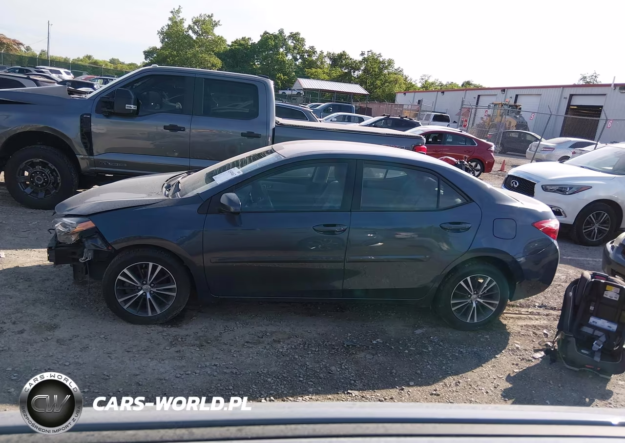 2017 Toyota Corolla Le VIN:2T1BURHE8HC911163 - 14