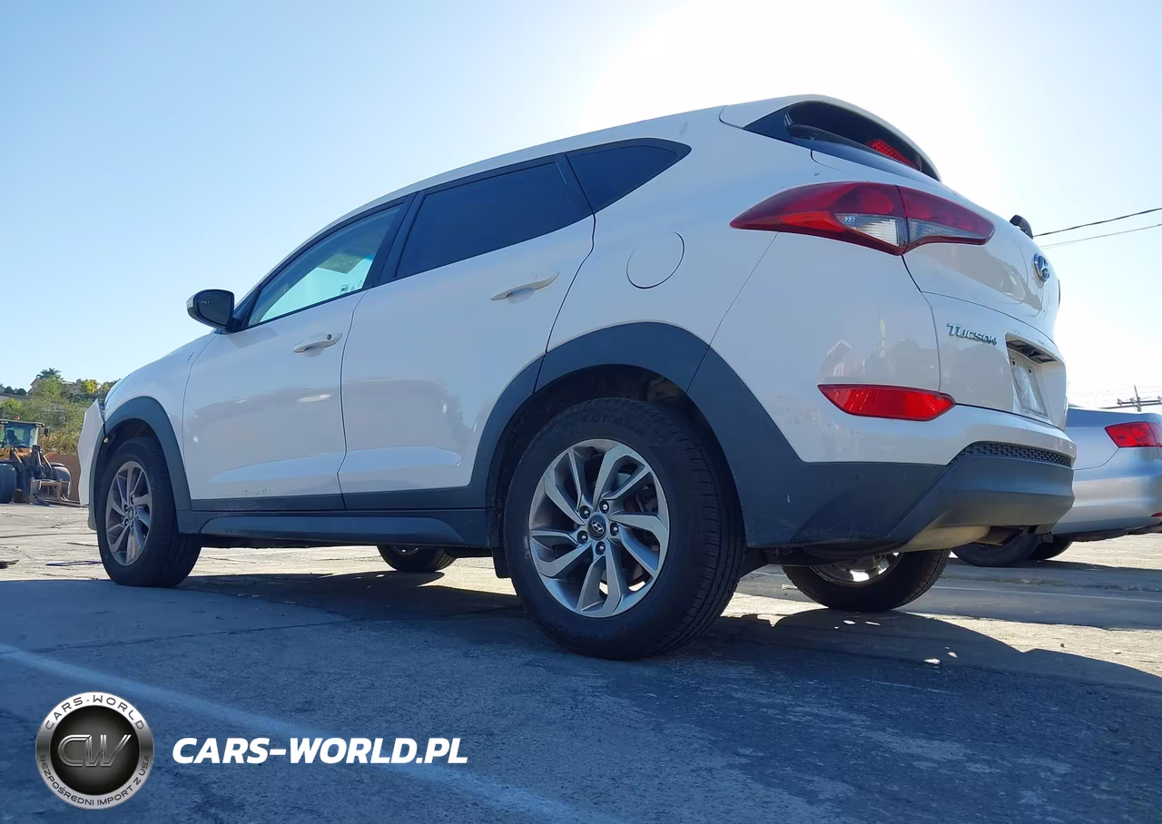 2018 Hyundai Tucson Se VIN:KM8J2CA44JU684350 - 3