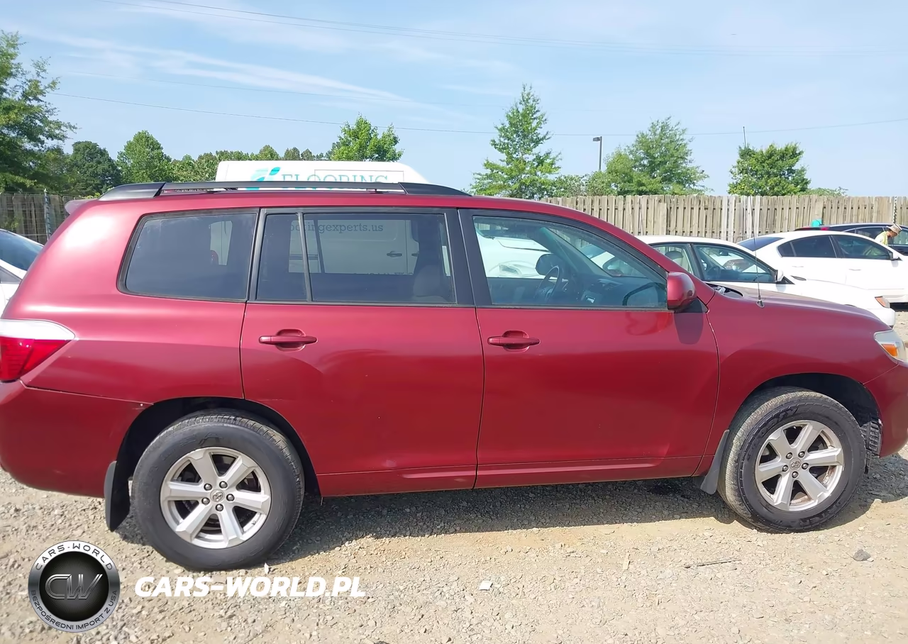 2010 Toyota Highlander Base V6 VIN:5TDBK3EH2AS025578 - 13