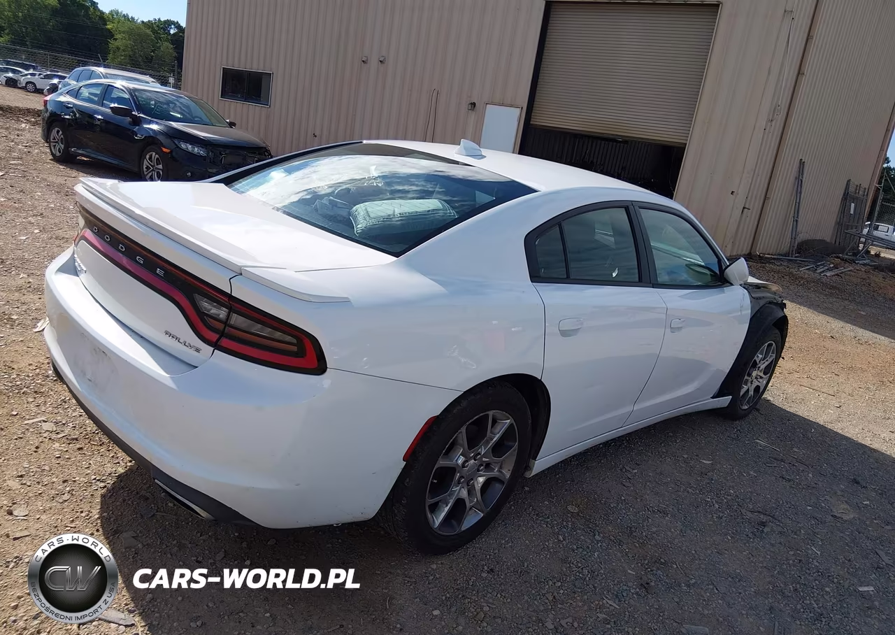 2015 Dodge Charger Sxt VIN:2C3CDXJG3FH929338 - 4