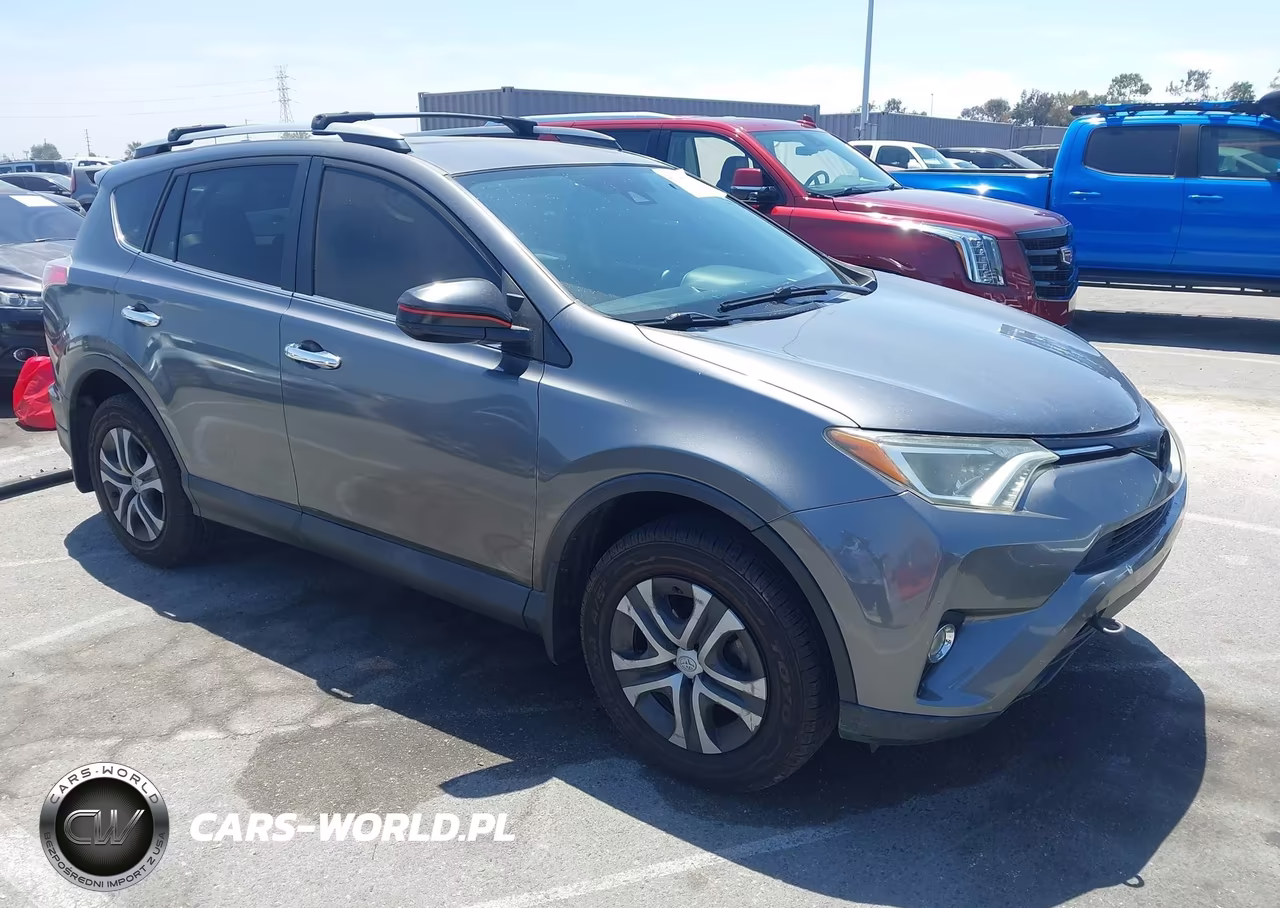 2017 Toyota Rav4 Le – zdjęcie 1 z 17