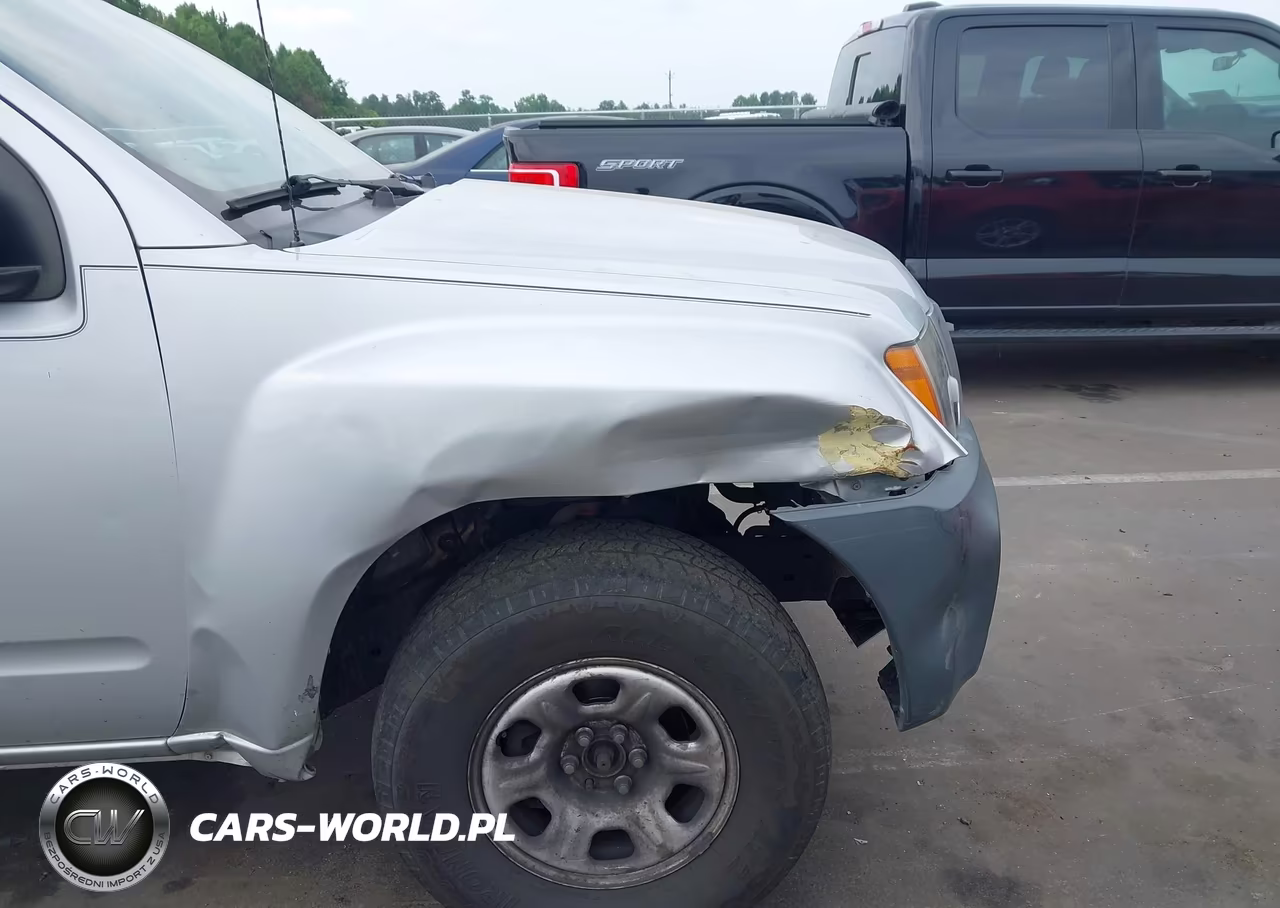 2014 Nissan Xterra Pro-4X-S-X VIN:5N1AN0NW1EN808477 - 6