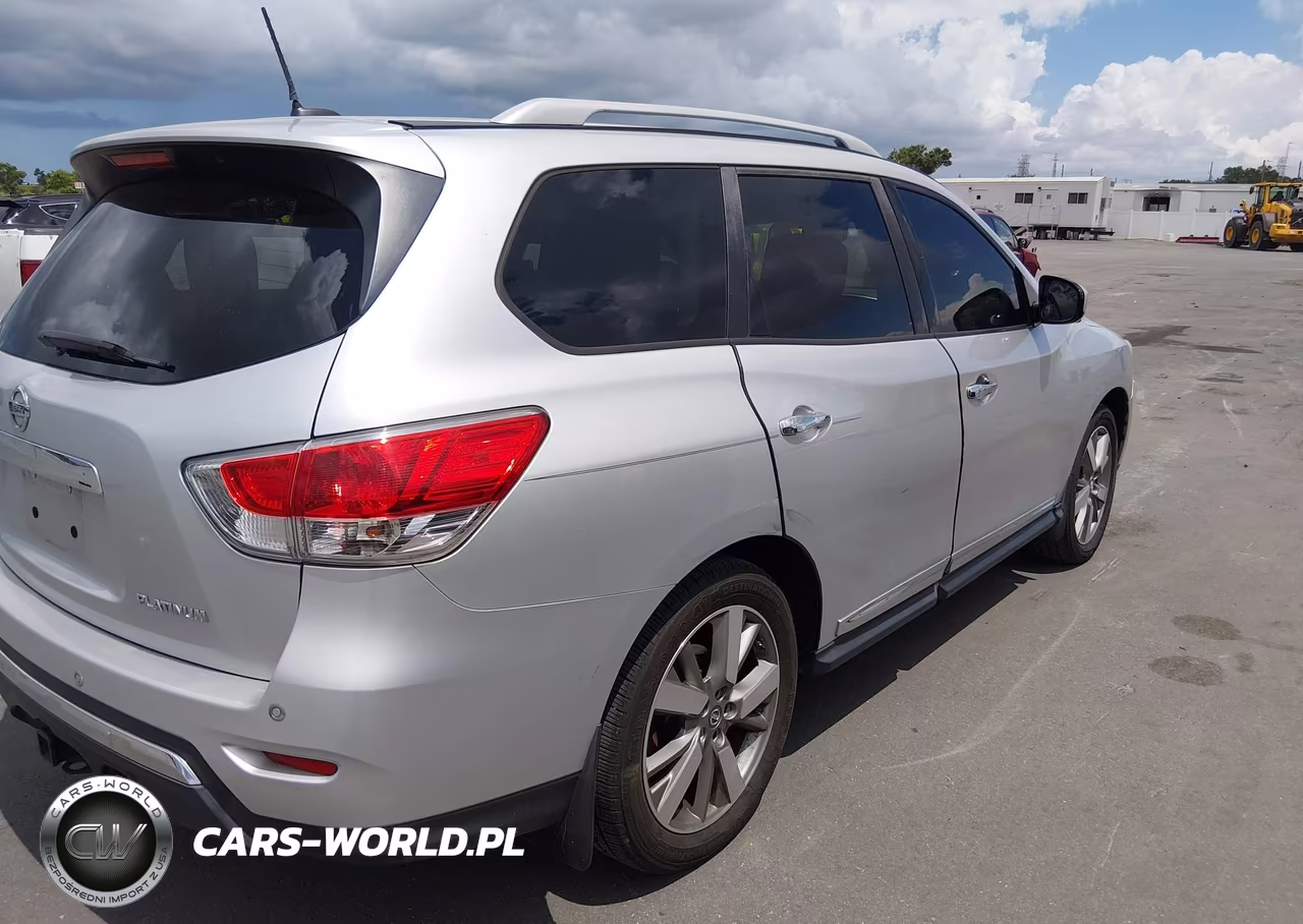 2014 Nissan Pathfinder Platinum VIN:5N1AR2MN0EC647110 - 4
