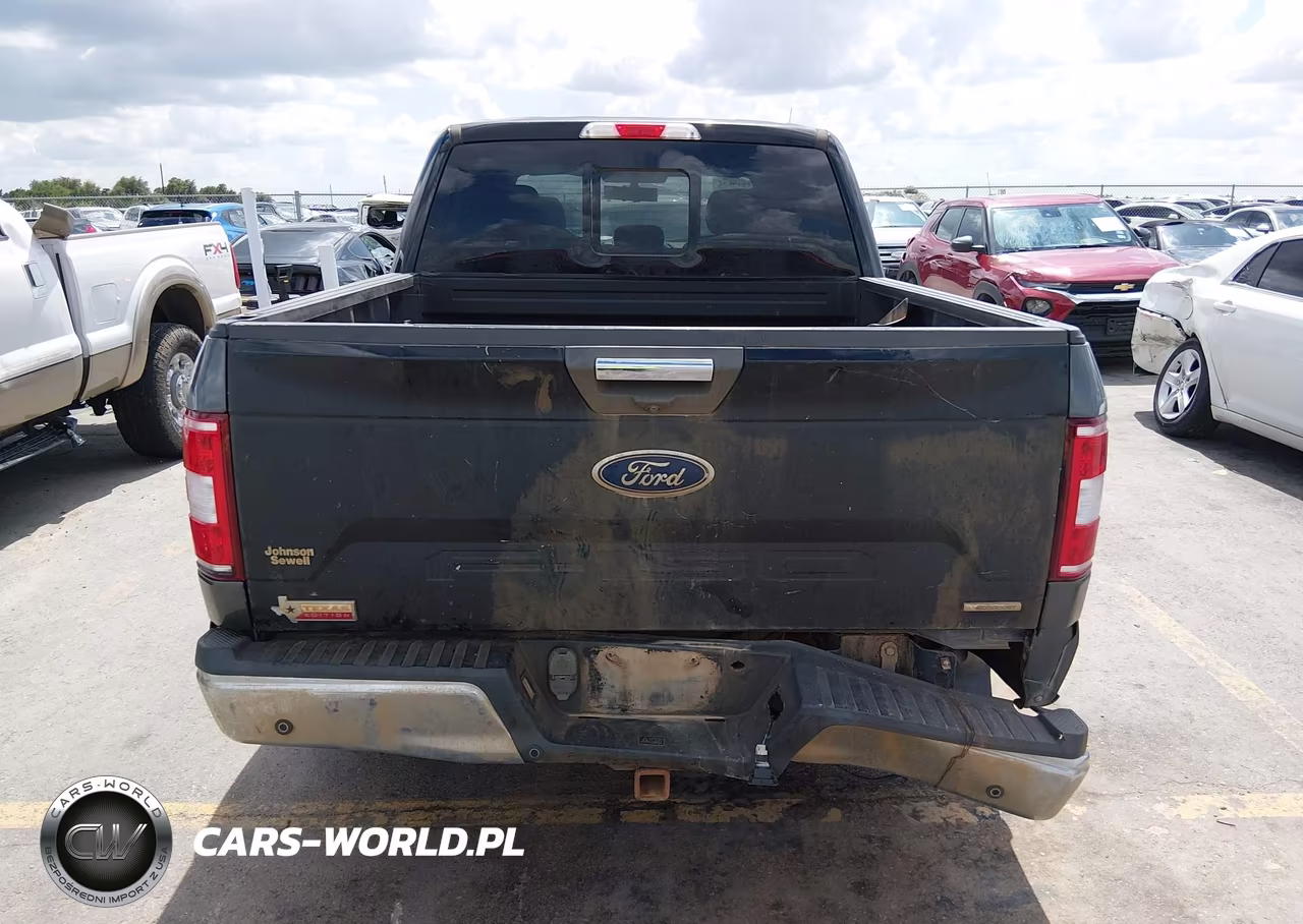 2018 Ford F-150 Xlt VIN:1FTEW1CP4JKC40001 - 16