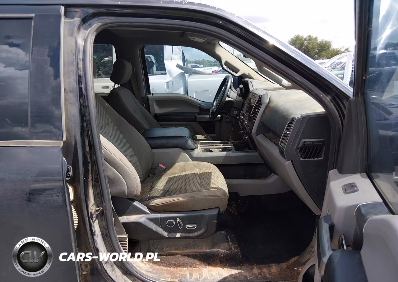 2018 Ford F-150 Xlt VIN:1FTEW1CP4JKC40001 - 5