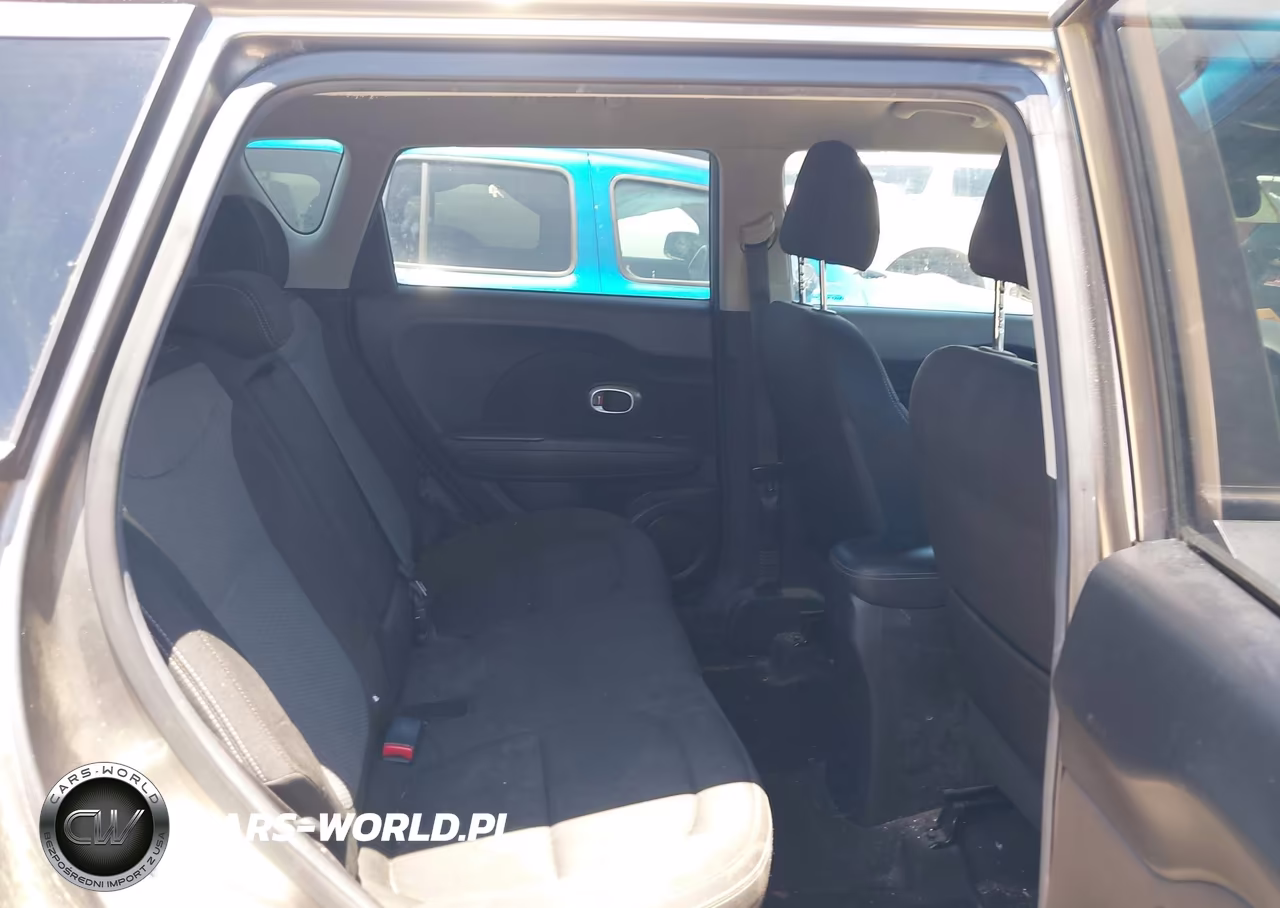 2017 Kia Soul + VIN:KNDJP3A55H7448345 - 8