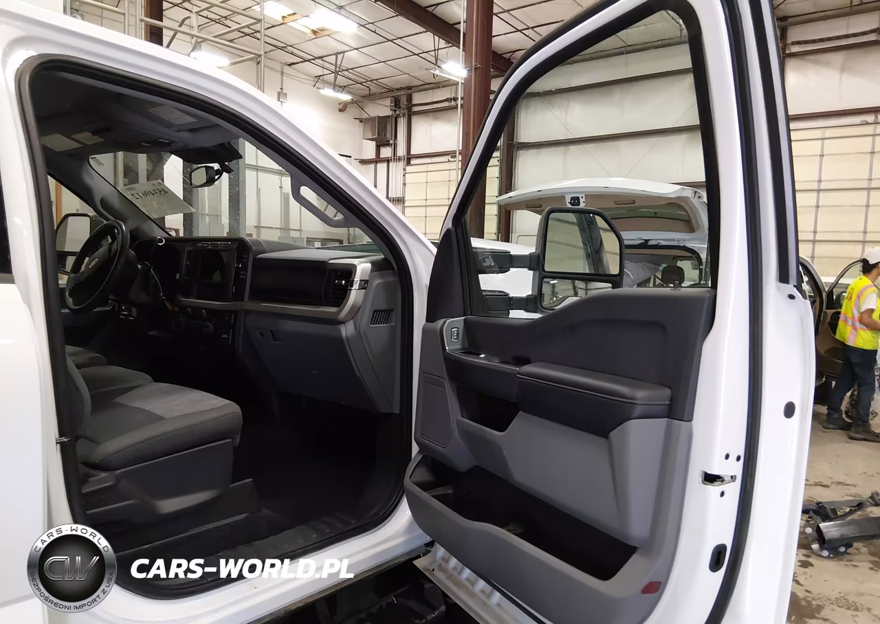 2023 Ford F-250 Xlt VIN:1FT7W2BT8PEC34920 - 5