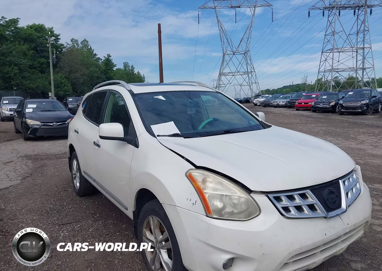 2013 Nissan Rogue Sv – zdjęcie 1 z 12