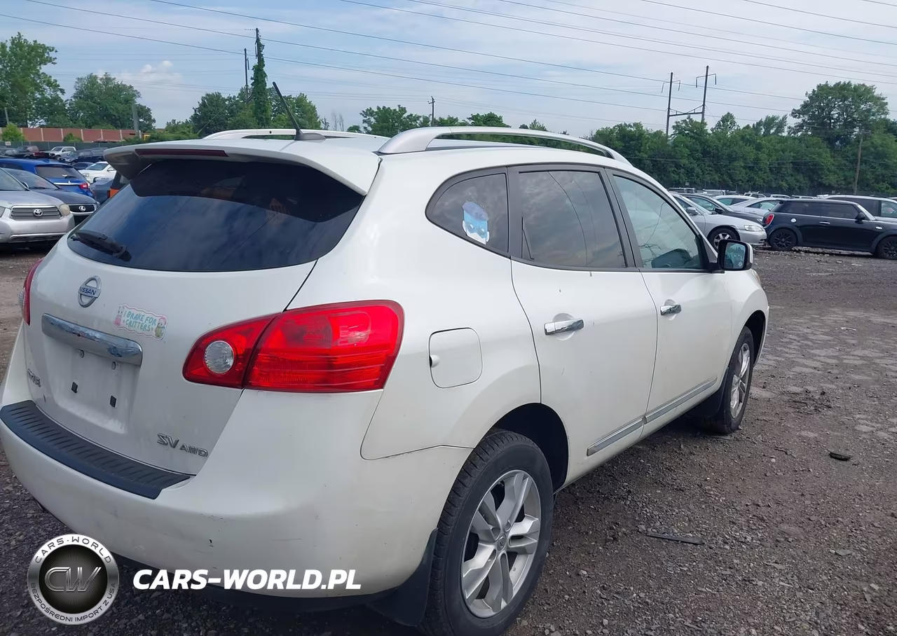 2013 Nissan Rogue Sv VIN:JN8AS5MV1DW620056 - 4