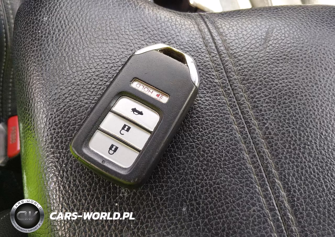 2015 Honda Accord Hybrid Ex-L VIN:1HGCR6F5XFA012590 - 11