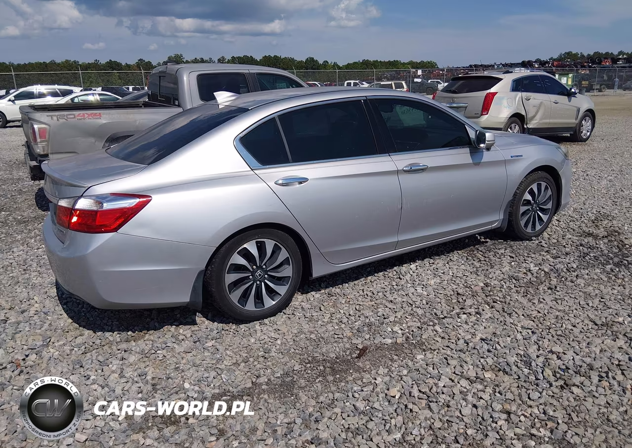 2015 Honda Accord Hybrid Ex-L VIN:1HGCR6F5XFA012590 - 4