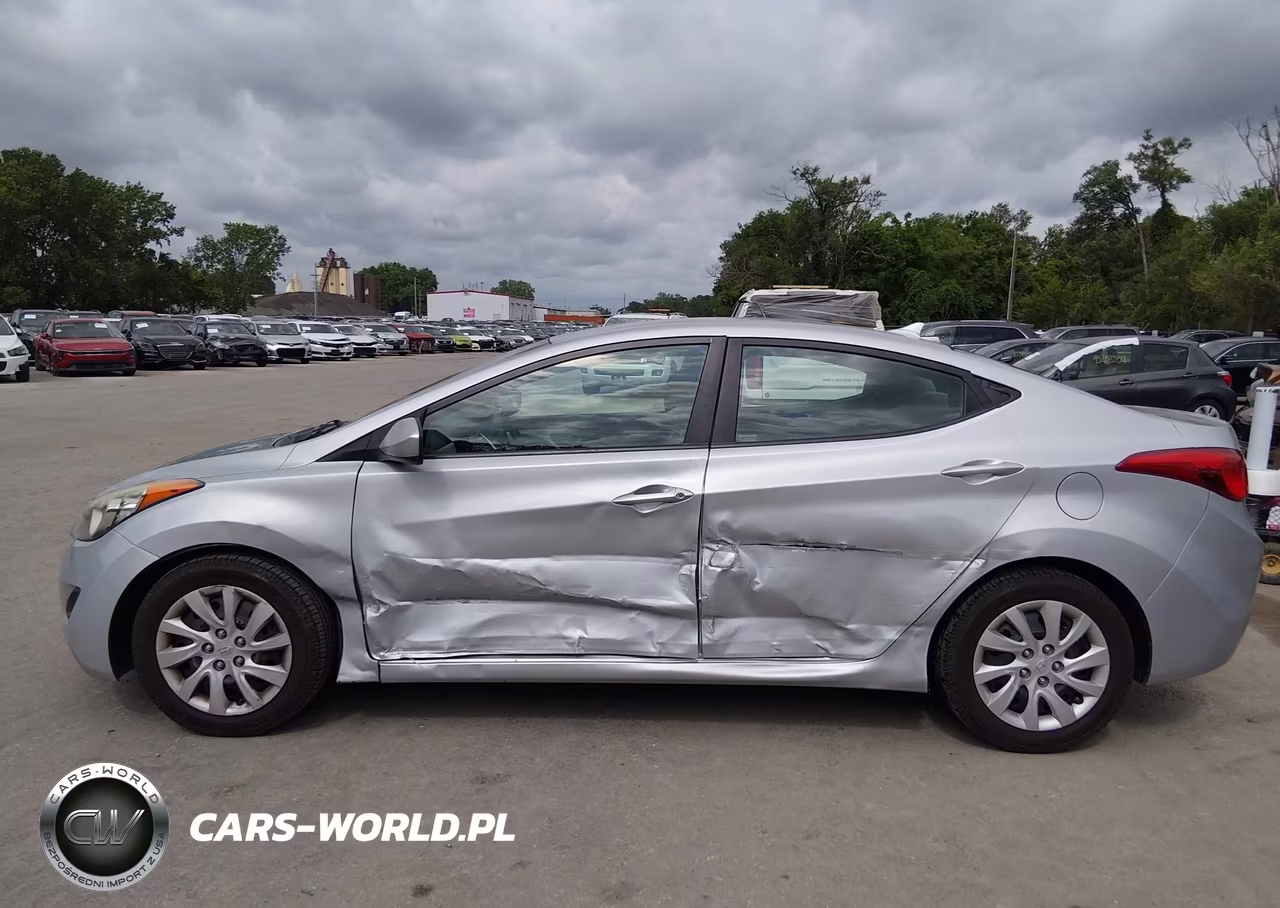 2011 Hyundai Elantra Gls VIN:5NPDH4AEXBH035856 - 14
