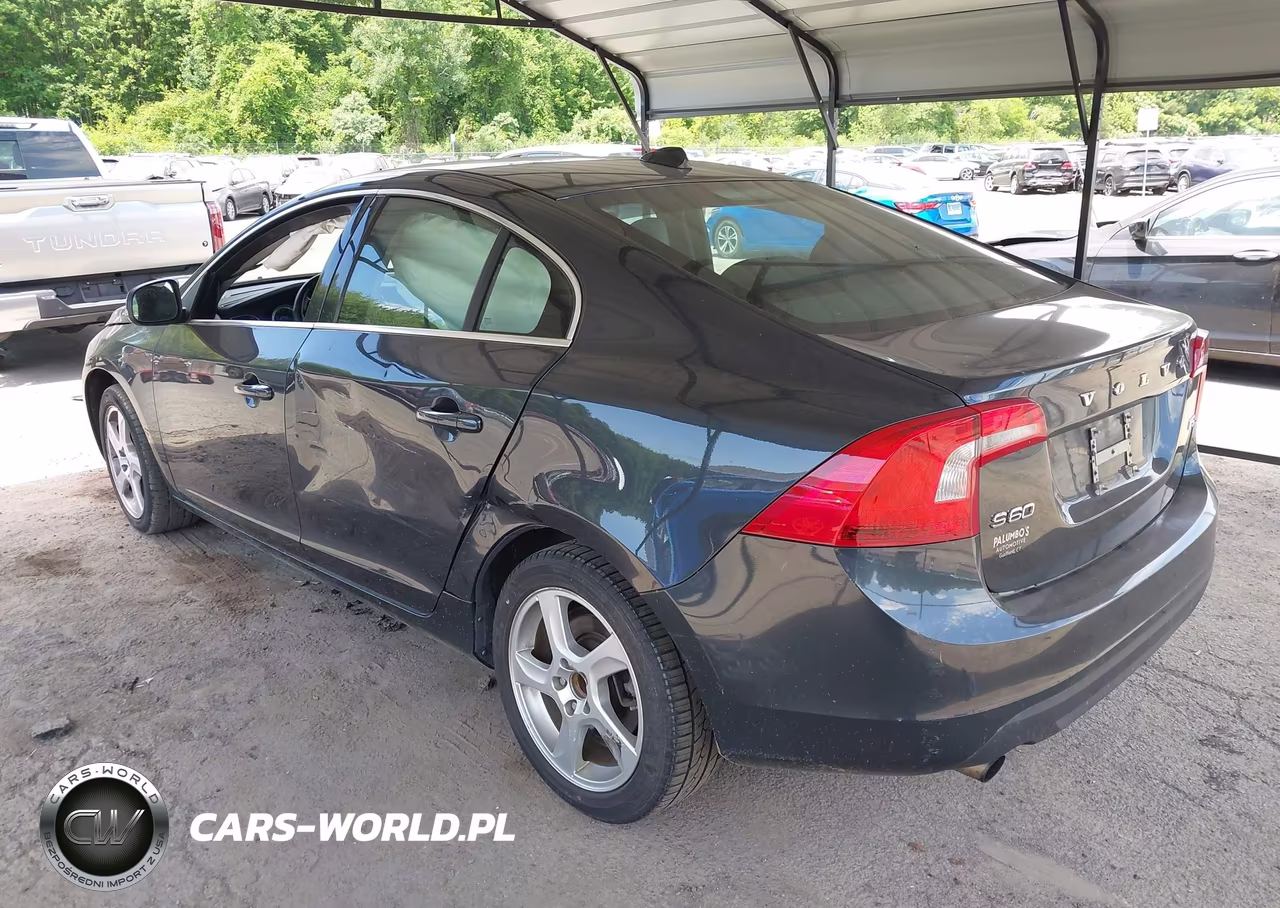 2012 Volvo S60 T5 VIN:YV1622FS4C2038990 - 3