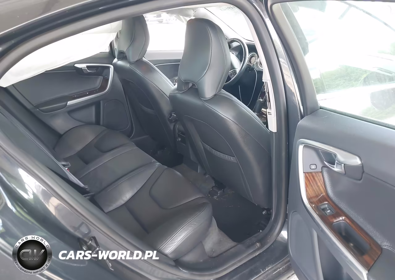 2012 Volvo S60 T5 VIN:YV1622FS4C2038990 - 8