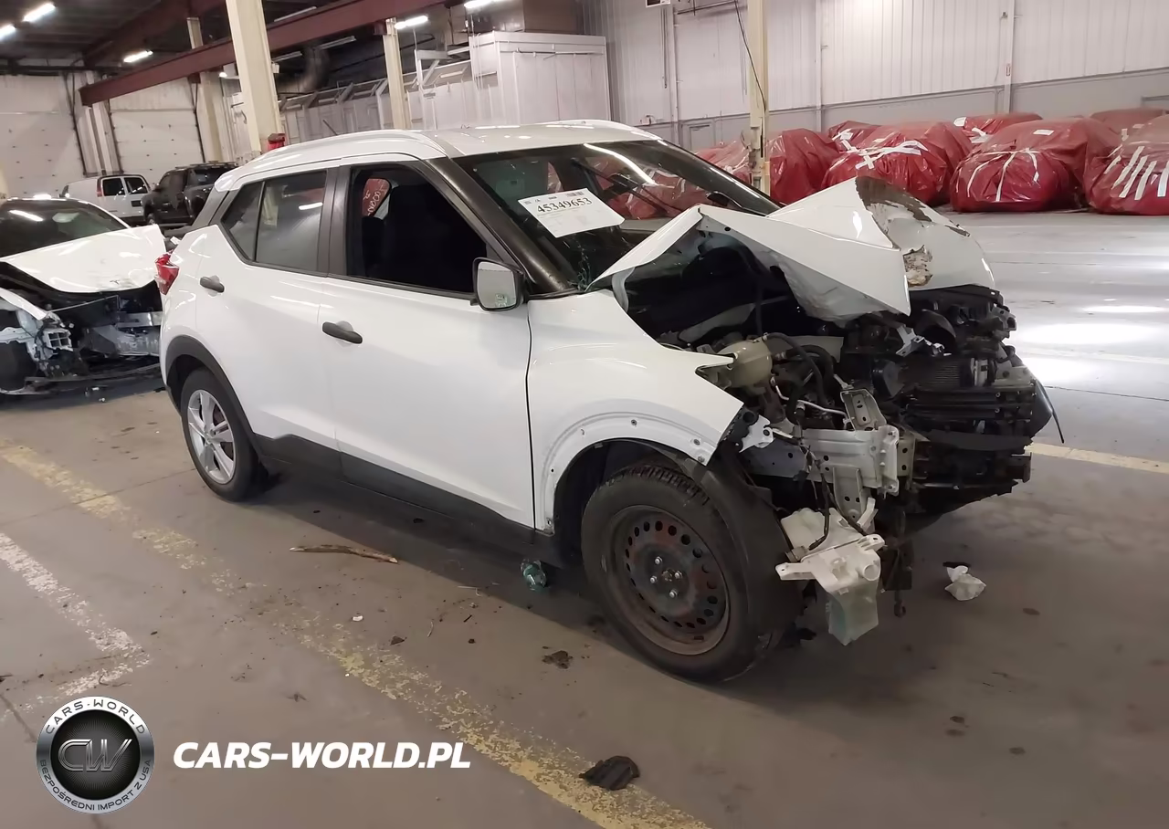 2018 Nissan Kicks S