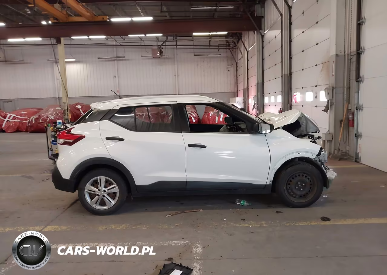 2018 Nissan Kicks S VIN:3N1CP5CU4JL523498 - 14