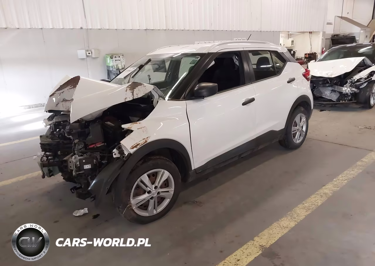 2018 Nissan Kicks S VIN:3N1CP5CU4JL523498 - 2