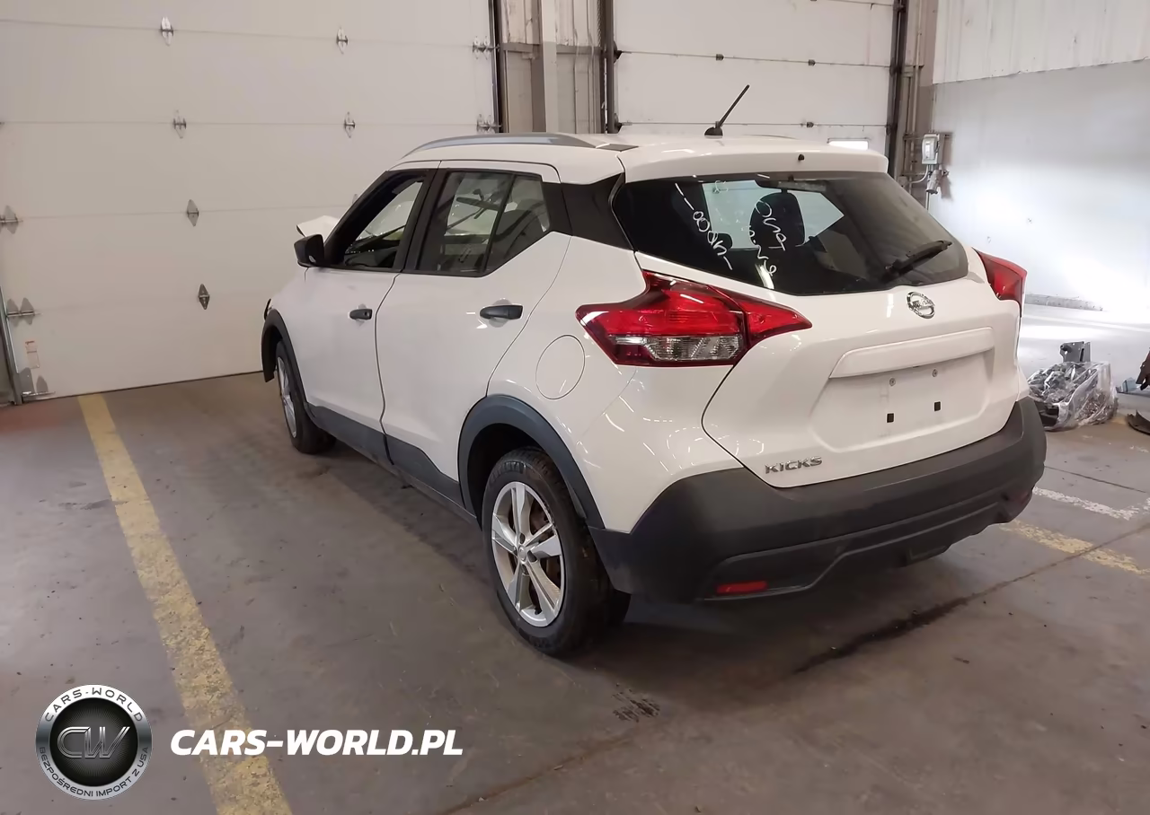 2018 Nissan Kicks S VIN:3N1CP5CU4JL523498 - 3
