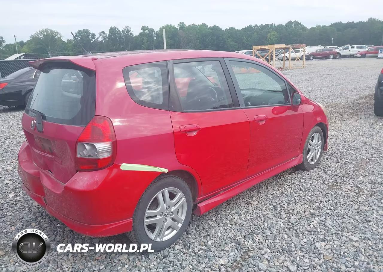 2007 Honda Fit Sport VIN:JHMGD38627S039764 - 4