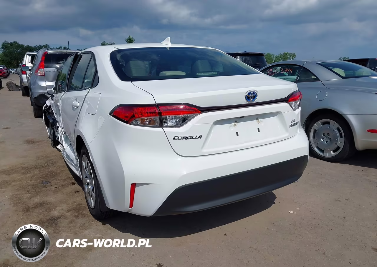 2024 Toyota Corolla Hybrid Le VIN:JTDBCMFE3R3051028 - 3