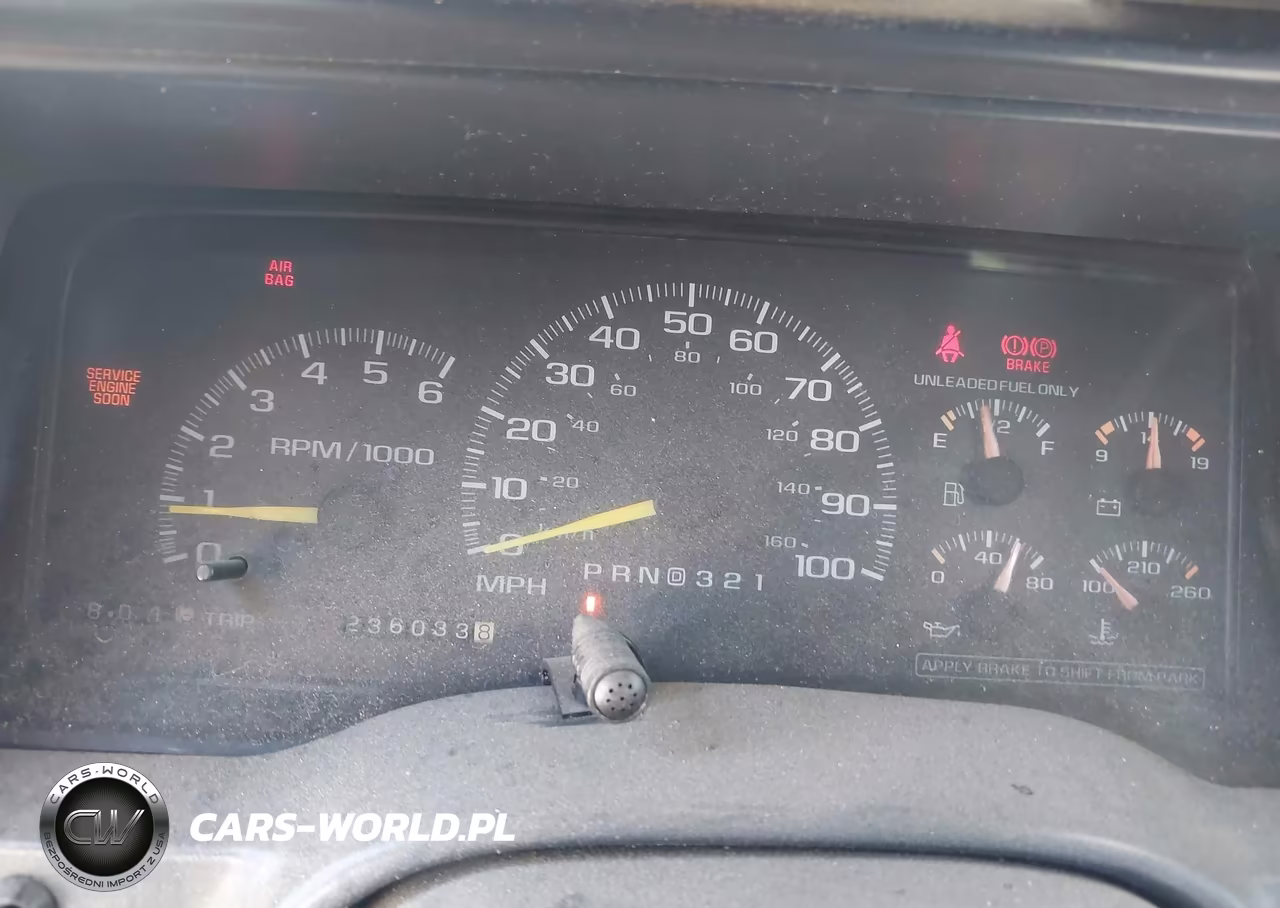 1999 Chevrolet Suburban Lt VIN:3GNFK16R4XG109204 - 7
