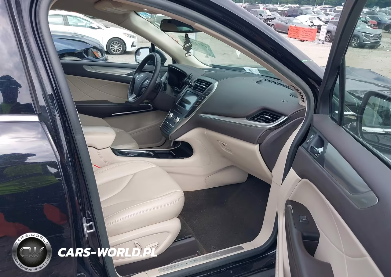 2019 Lincoln Mkc Standard VIN:5LMCJ1C90KUL43602 - 5