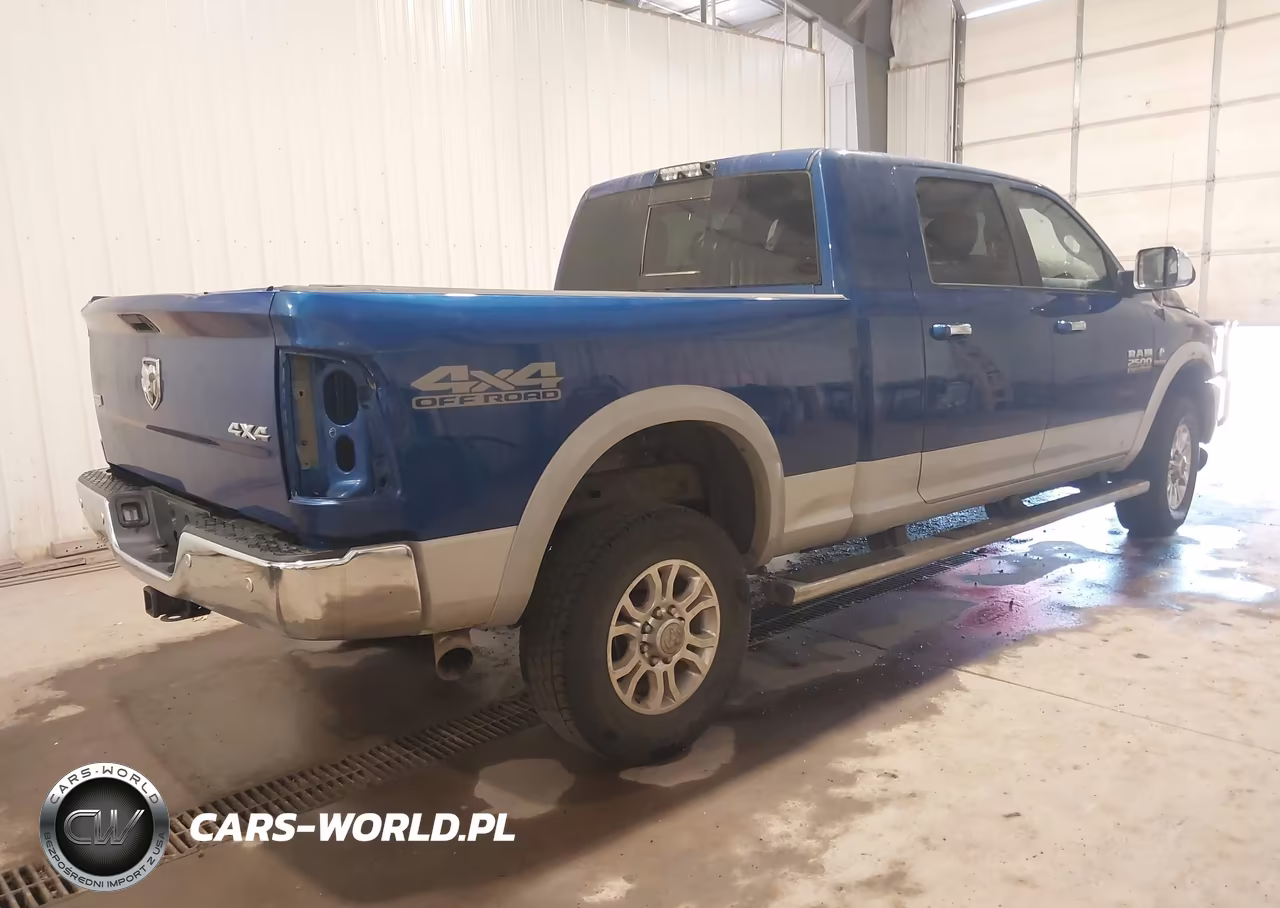 2017 Ram 2500 Laramie 4X4 6'4 Box VIN:3C6UR5NL8HG628636 - 4