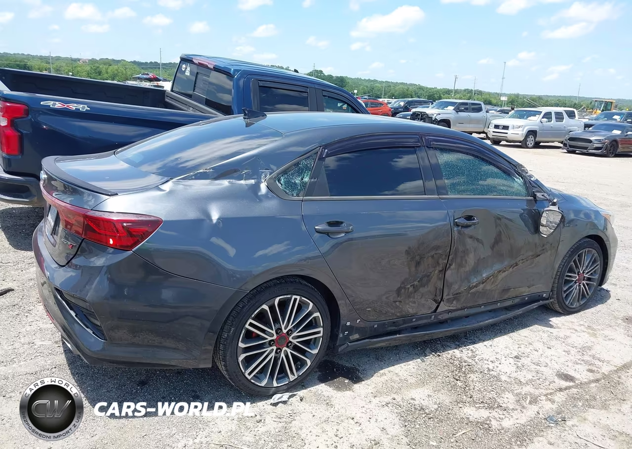 2020 Kia Forte Gt VIN:3KPF44AC6LE255102 - 4