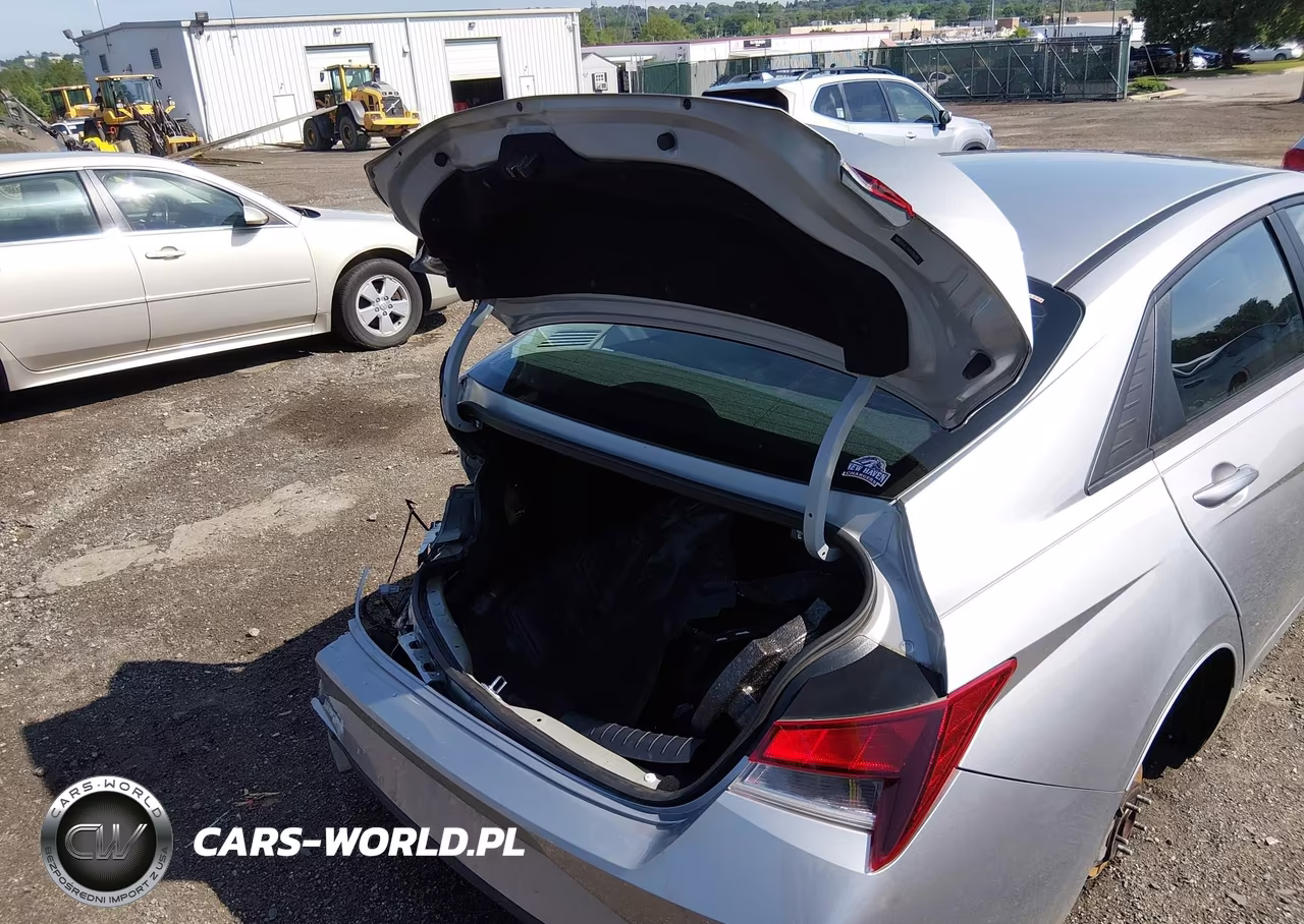 2021 Hyundai Elantra Sel VIN:5NPLM4AG9MH006392 - 17