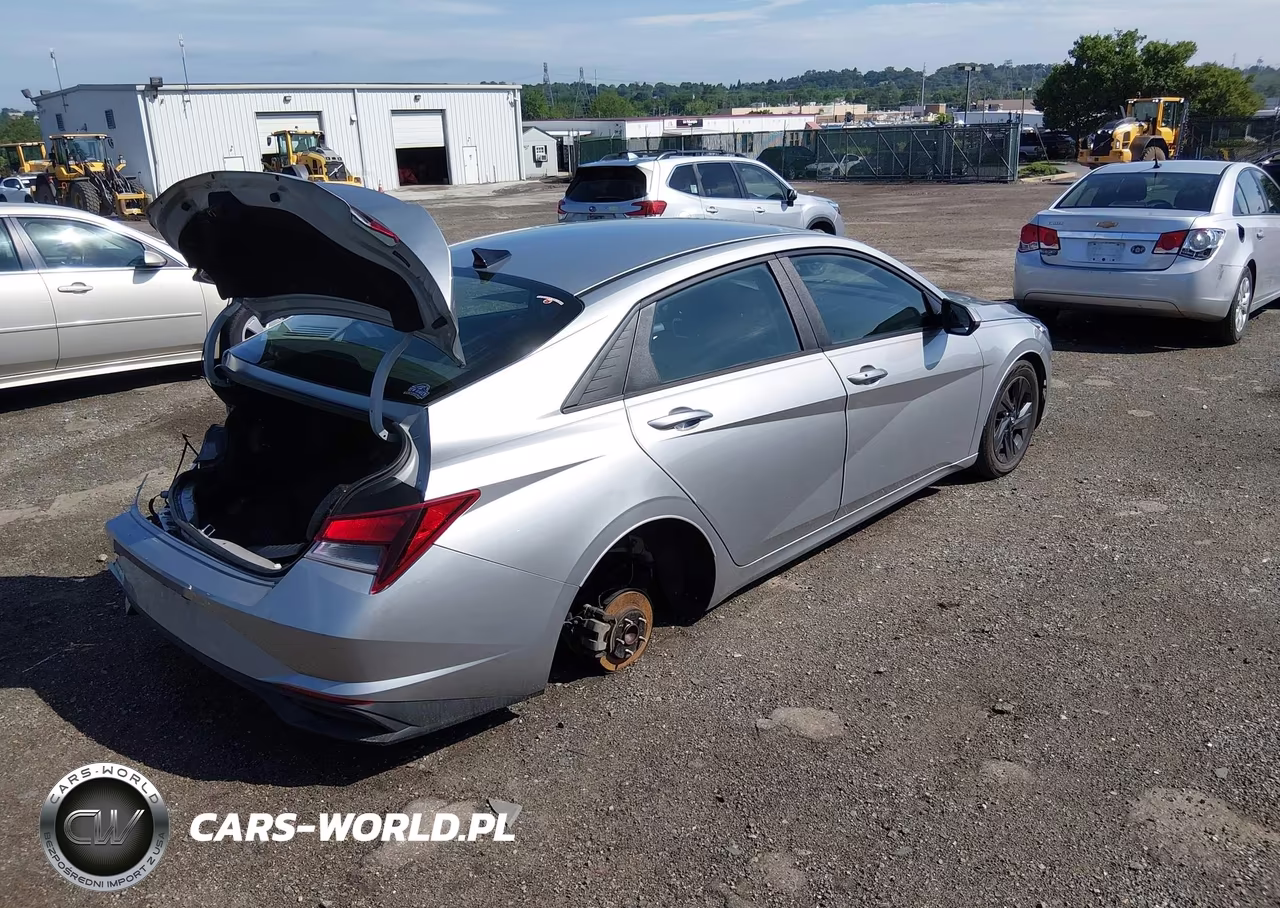 2021 Hyundai Elantra Sel VIN:5NPLM4AG9MH006392 - 4