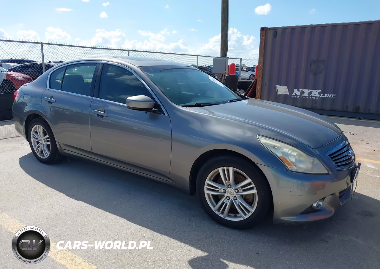 2011 Infiniti G37 Journey – zdjęcie 1 z 12
