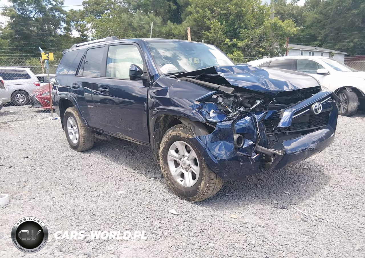 2023 Toyota 4Runner Sr5 – zdjęcie 1 z 17