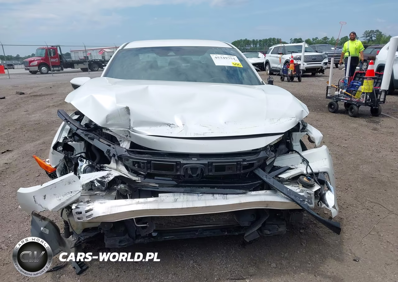 2020 Honda Civic Sport VIN:2HGFC2F86LH501180 - 6